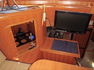 Maxine D.  14 Salon