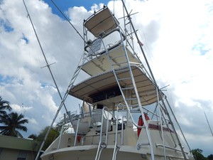 Skip Dot 2 Custom Full Tower