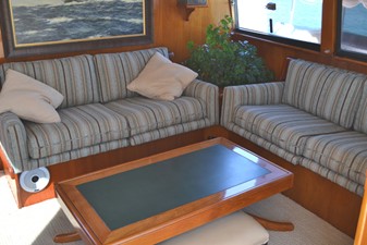 SUMMER PLACE 24 SALON SEATING