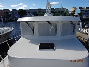 34' American Tug foredeck aft