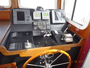 Jenna Star 26 34' American Tug helm