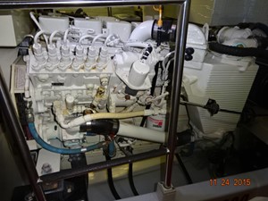 Jenna Star 35 34' American Tug main engine photo1