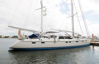 LEONORE 1 Exterior