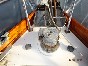 47' Mariner anchor windlass