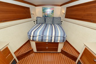 MAXIMUS 4 Master Stateroom