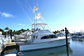 MAXIMUS 23 Starboard Profile