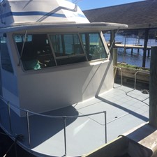 No Name 28 Starboard Bow