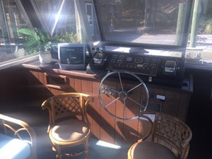 No Name 31 Helm