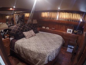 SAFARI 7 Master Stateroom