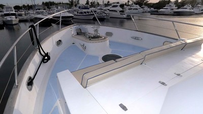 Blue Bird 17 Foredeck 1