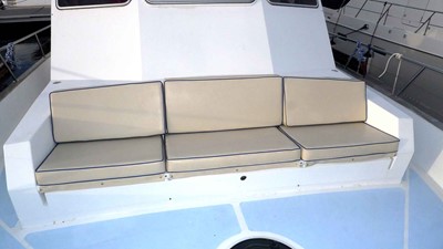 Blue Bird 19 Foredeck 3