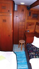 Blue Bird 23 Guest cabin 1/2