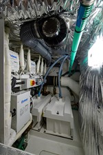 MOON SILK 36 Engine Room