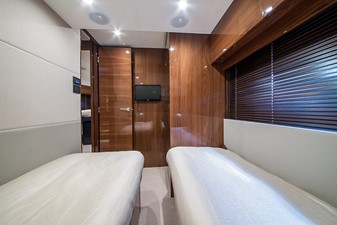 MOON SILK 19 Starboard Stateroom