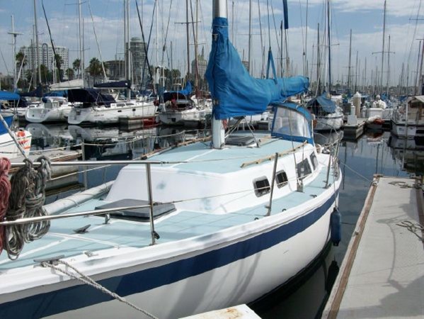 1976 34' CAL Cruising Sailboat CAL YACHTS 34' 1976 | YATCO