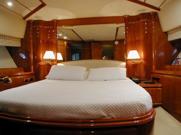 85 WEST - Yacht zu verkaufen