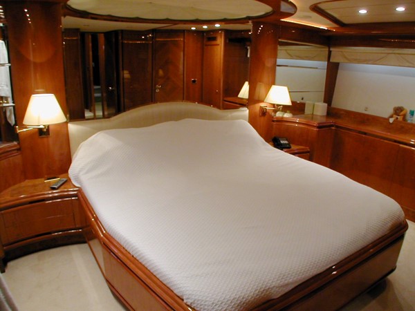 85 WEST - Yacht zu verkaufen