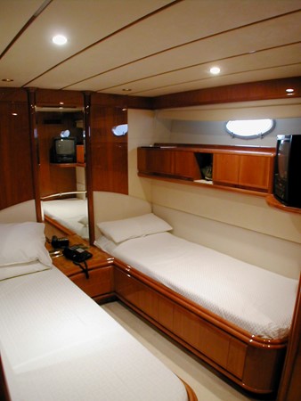 85 WEST - Yacht zu verkaufen
