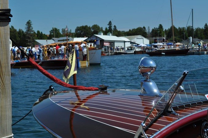 Original bow light with spot