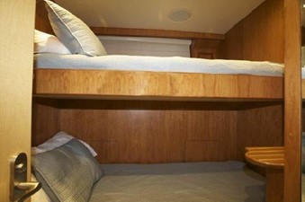 ANDIAMO 39 Crew Quarters