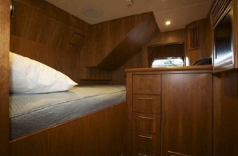 ANDIAMO 40 Crew Quarters