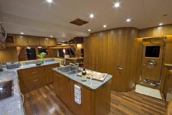 ANDIAMO 22 Galley