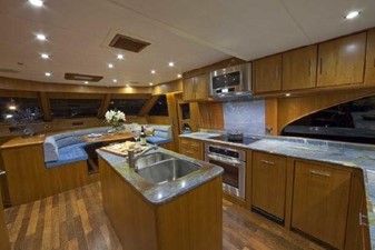 ANDIAMO 24 Galley
