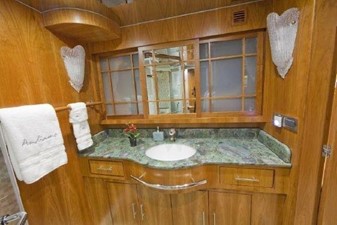 ANDIAMO 34 Master Bathroom