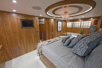 ANDIAMO 30 Master Stateroom