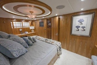 ANDIAMO 31 Master Stateroom
