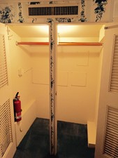 FREEPLAY 15 Master Closet Port & Starboard