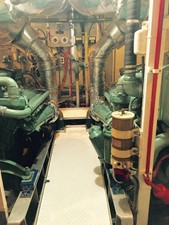 FREEPLAY 24 Engine Room