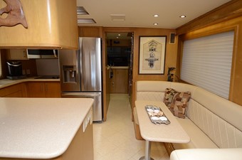 CHILLIN 37 Galley
