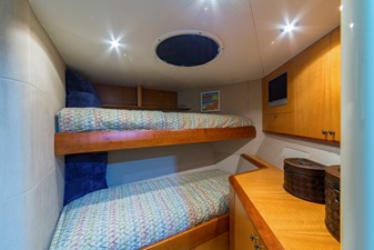 No Name 61 Bow Guest Stateroom