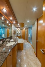 No Name 39 Master Stateroom Head