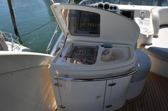 50ft 2009 Azimut Flybridge 15 Grill