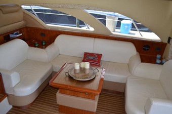 50ft 2009 Azimut Flybridge 18 Salon TV