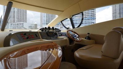 50ft 2009 Azimut Flybridge 26 