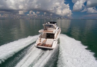 50ft 2009 Azimut Flybridge 48 