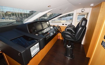 VEUVE 7 