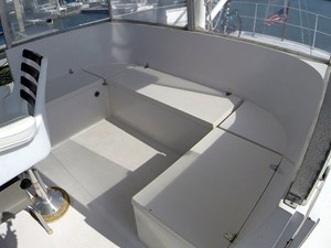 Sea Cow 14 Manatee 36 Flybridge Seating