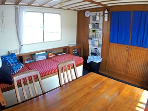 Sea Cow 27 Manatee 36 Salon Aft Starboard