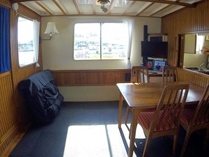 Sea Cow 25 Manatee 36 Salon Port