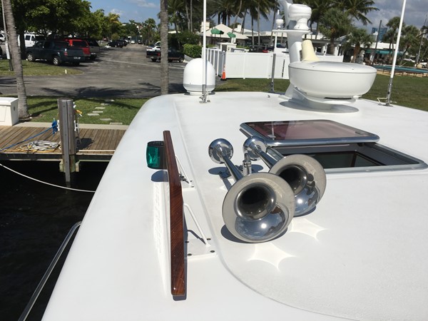 Kahlenberg Horns & Whistle