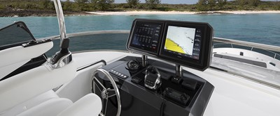 70E03 Ocean Alexander 20 