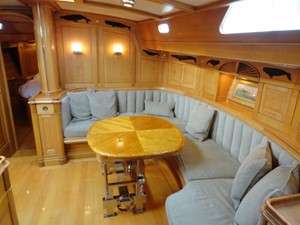 MIDNIGHT RAMBLER 2 Main Salon, Stbd.