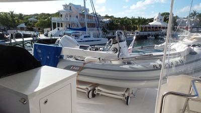 QUINTESSENCE 11 FLYBIDGE DECK