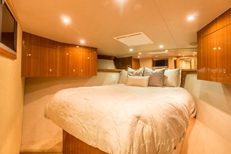 MAVERICK 23 VIP Stateroom