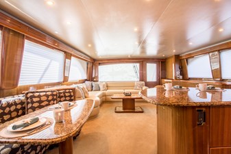 MAVERICK 1 Main Cabin Looking Aft
