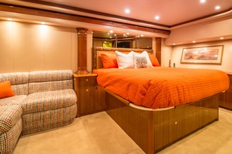 MAVERICK 14 Master Stateroom